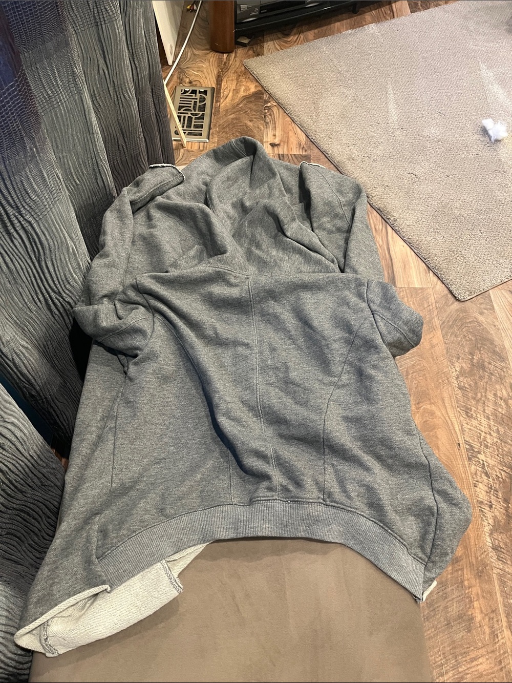 AKIRA Crew Lover Oversized Hooded Zip-Up Sweatshirt with Raw-Edge Trim - Picture 7 of 7
